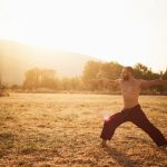 Quanto Viene Pagato Un Istrutore Yoga All'Ora Trova l'equilibrio tra competenza e richiesta per determinare quanto viene pagato un istruttore yoga all'ora