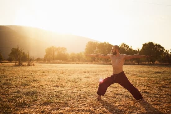 Quanto Viene Pagato Un Istrutore Yoga All'Ora 5 Trova l'equilibrio tra competenza e richiesta per determinare quanto viene pagato un istruttore yoga all'ora