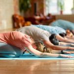 E' Meglio Fare Nuoto O Yoga confronta benefici e scegli saggiamente