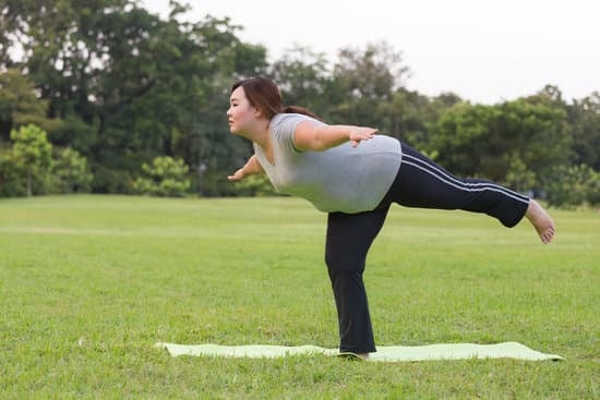 Quanto.Bisogna Tenere Le.Posizioni Yoga 1 Scopri quanto tempo dedicare alle posizioni yoga per massimizzare i benefici