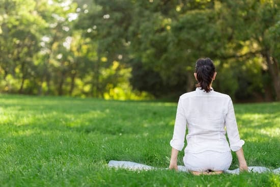 Scopri quanto dura una meditazione yoga per approfondire la tua pratica