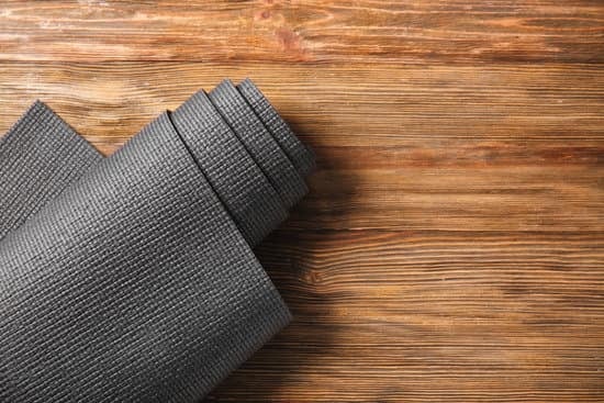 Yoga Mattutino 10 Minuti 1 Risveglia la tua giornata con 10 minuti di yoga mattutino dedicati al benessere del corpo e della mente