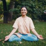 Yoga Nidra Significato Scopri il profondo significato di Yoga Nidra attraverso una pratica meditativa e rilassante