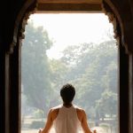 Scopri i migliori disegni ispirati all'asana yoga per arricchire la tua pratica quotidiana