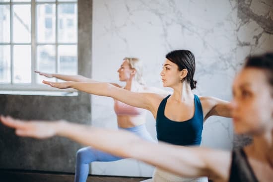 Abbigliamento Ideale Per Fare Yoga 1 leggings e top traspiranti per massima libertà di movimento