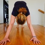 Il Fiore D Una Posizione Yoga equilibrio e armonia del corpo