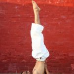 Prova l'emozionante ANTIGRAVITY YOGA nei nostri affascinanti casali in Italia