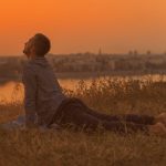 Esercizi Yoga Per La Cervicale 5 esercizi yoga efficaci per alleviare il dolore cervicale