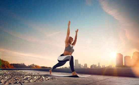 Come Comuncuare a Fare Yoga 1 consigli, tutorial e risorse per migliorare la tua pratica